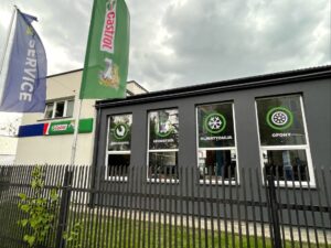 Q Service Castrol Praha Garage