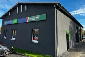 Q SERVICE CASTROL A&P