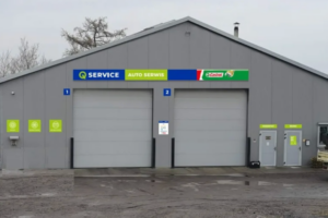 Q SERVICE CASTROL MONTE CARLO