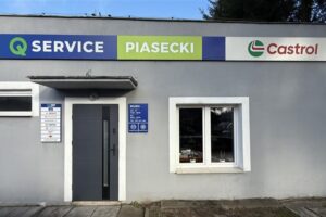 Q Service Castrol Marcin Piasecki